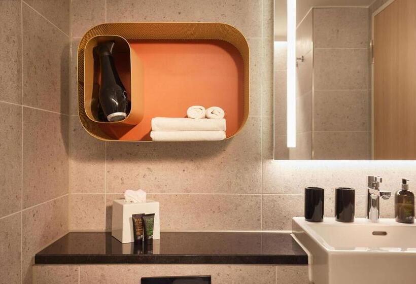 استودیوی استاندارد, Adina Apartment Hotel Stuttgart