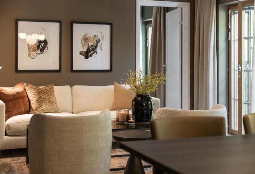 اتاق سوپریور چهار تخته, Live And Stay Ekmanska