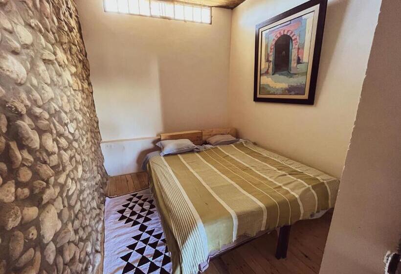 اتاق استاندارد, Dar Seddik