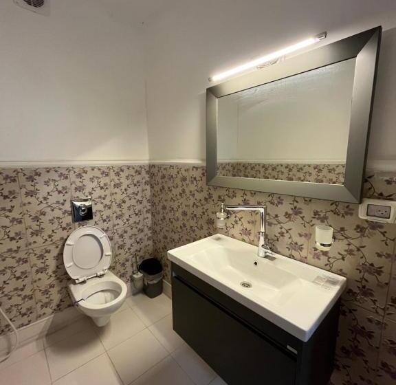 1 Bedroom Penthouse Apartment, Bethlehem City Hostel