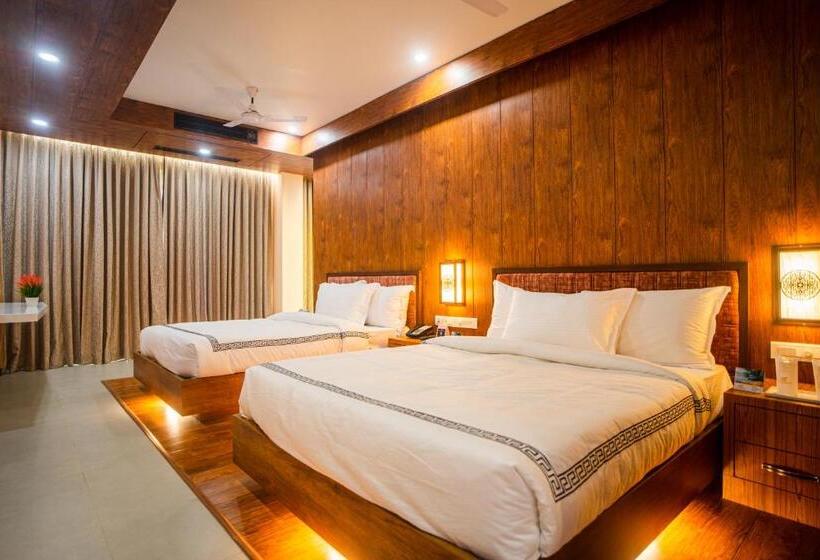 Family Suite, Mansha Palace