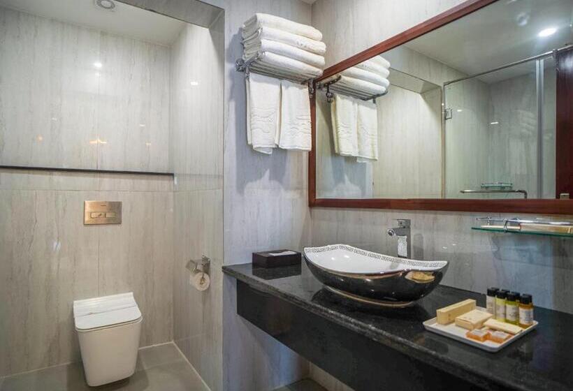 Family Suite, Mansha Palace