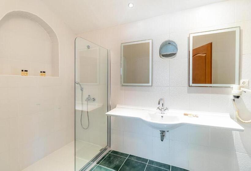 ویلای 2 خوابه, Villa Florya