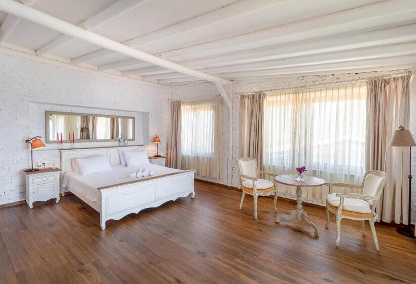 سوییت لوکس, Villa Florya