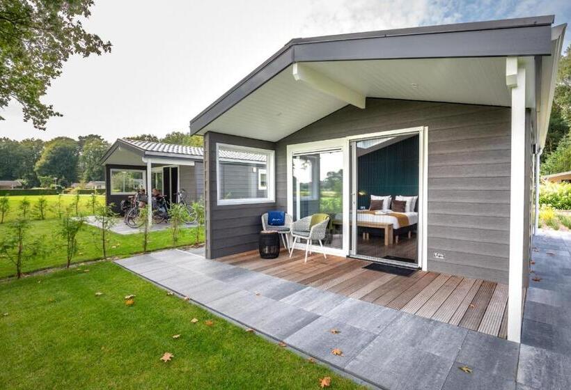 1 Bedroom House, Grenzeloos