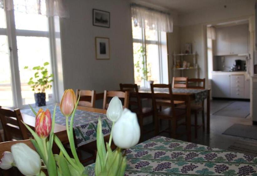 غرفة عائلية, Mössebergs Vandrarhem