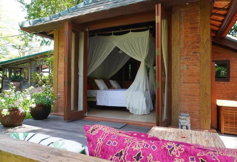 Номер Стандарт с Террасой, Hidden Heaven Rumah Barong