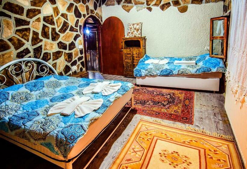 اتاق استاندارد سه نفره, Kapadokya Organik Ciftlik Evi