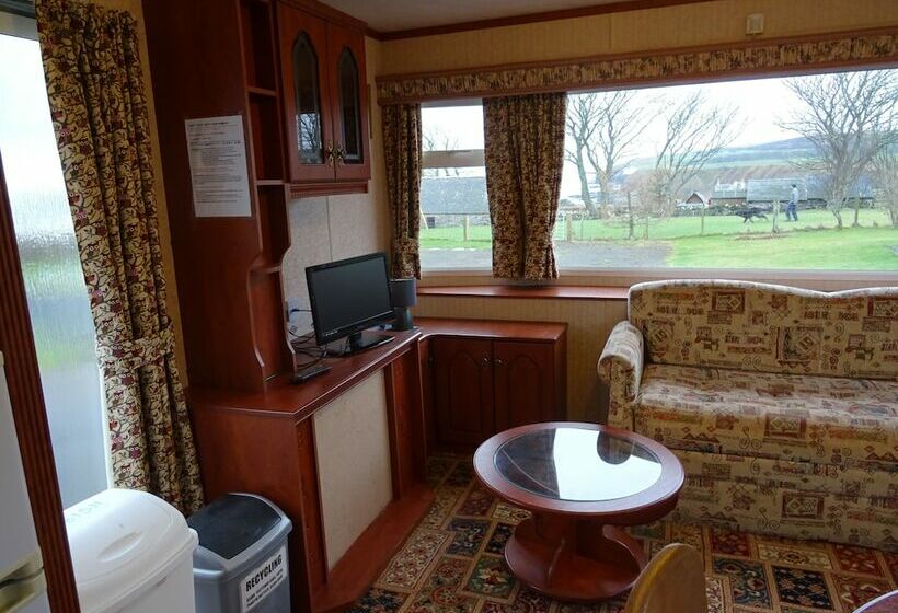 Дом 2 Спальни, Inver Caravan Park