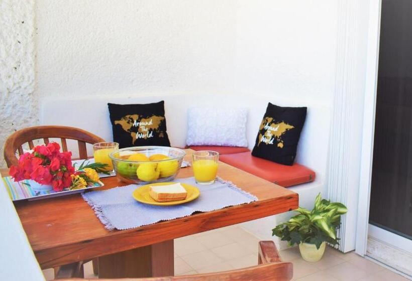 سوییت با چشم‌انداز دریا, Arrecifes Suites