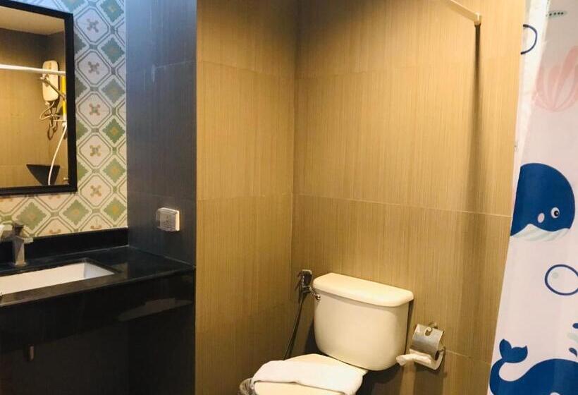 Номер Стандарт, Baan Khun Nine