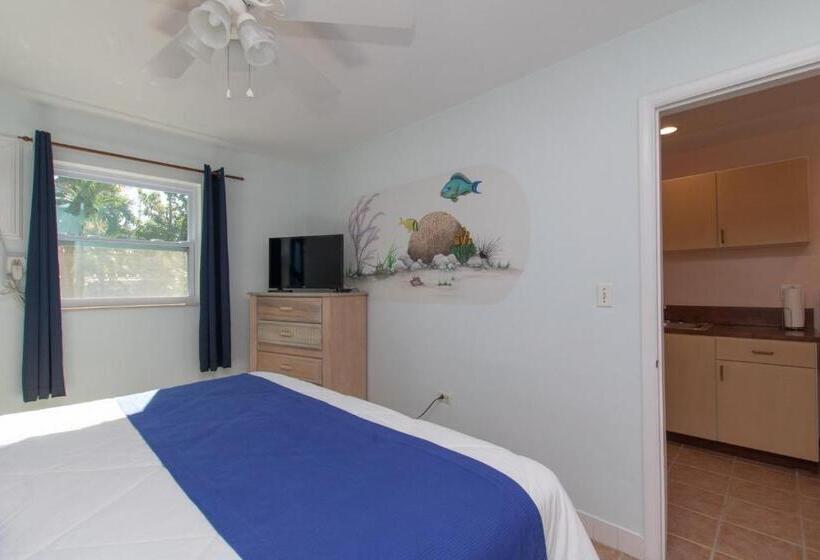 Люкс, Sunset Cove Beach Resort