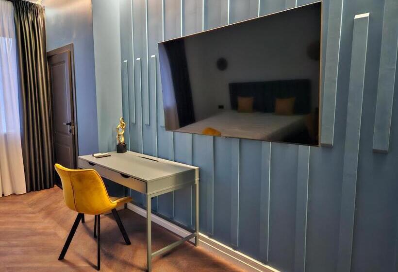 اتاق کلاسیک سه تخته, Comfort Hostel Klaipeda