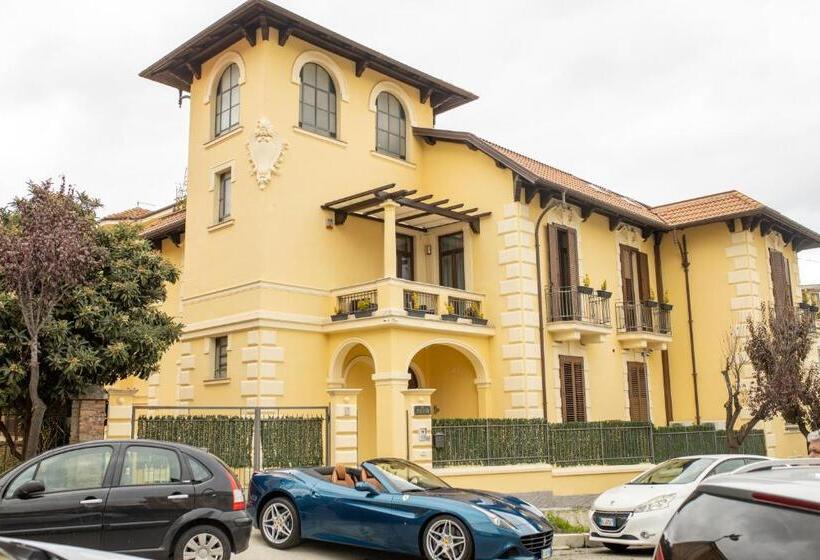 اتاق استاندارد با وان آب گرم, Il Palazzo   Luxury Home & Event