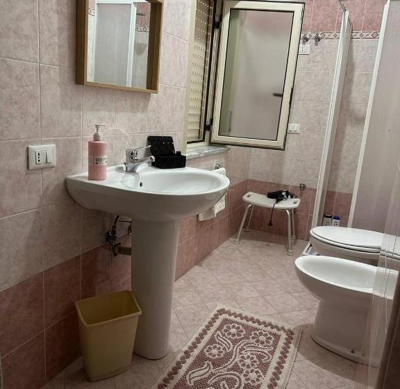 آپارتمان 1 خوابه, B&b Emmanuel