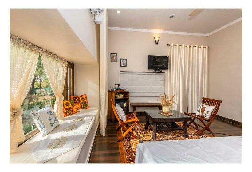 带大床的标准间, Tranquility Homestay