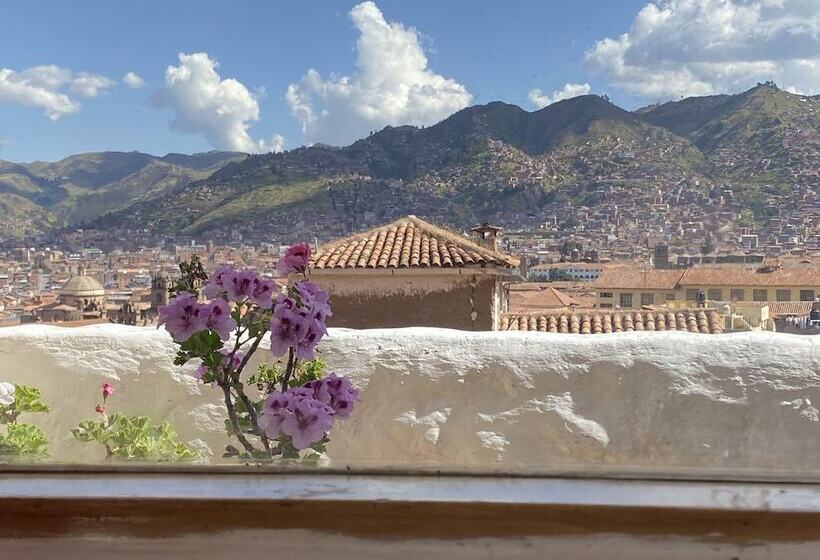 اتاق خانوادگی, Hostal Madre Tierra