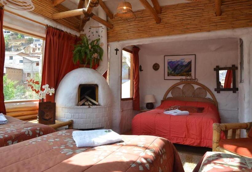 اتاق استاندارد چهار تخته, Hostal Madre Tierra
