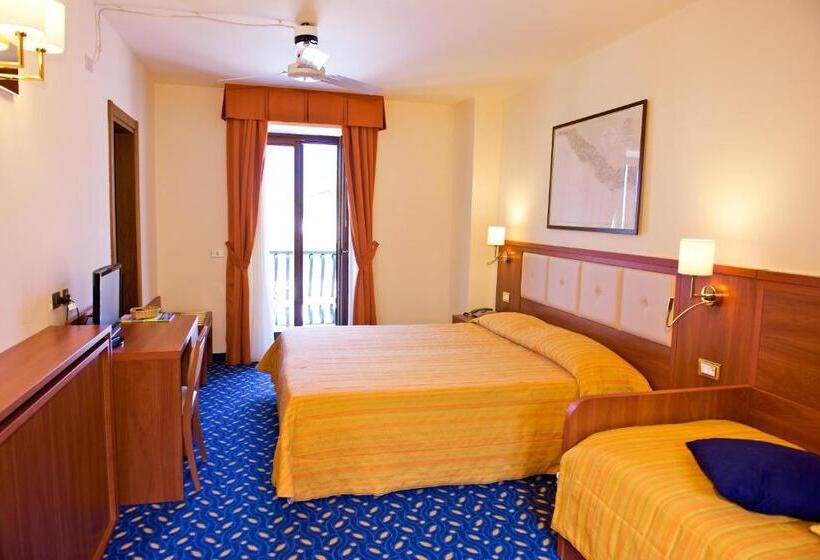 Номер Стандарт, Lake Hotel Benaco