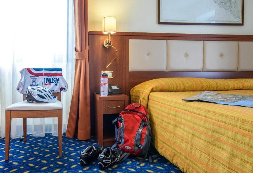 Номер Economy, Lake Hotel Benaco