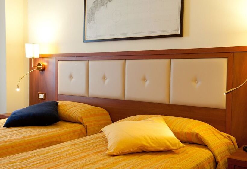 Номер Стандарт, Lake Hotel Benaco