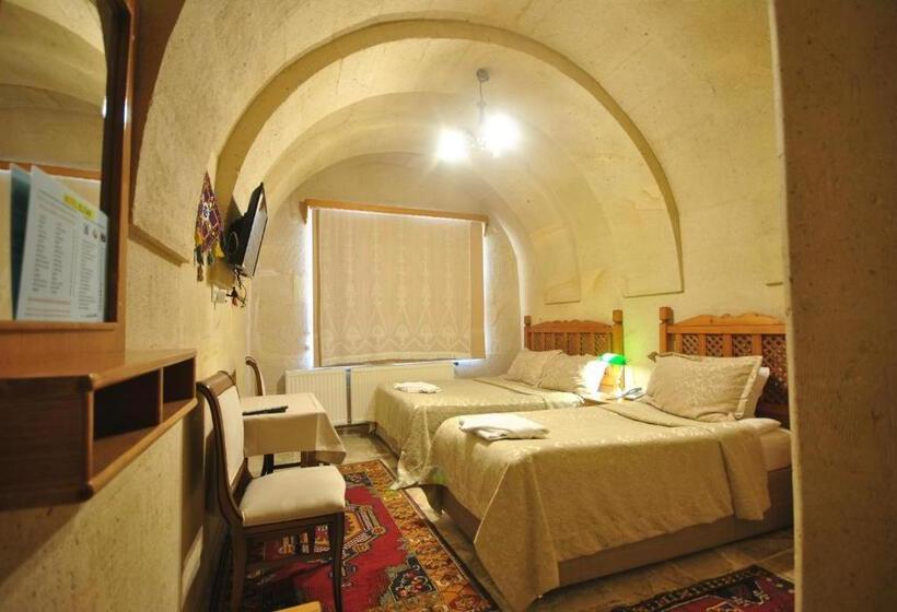 수피리어 트리플 룸, Elvan Cave House