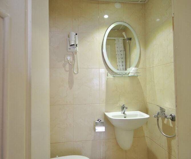 Quarto Estandar, Elvan Cave House