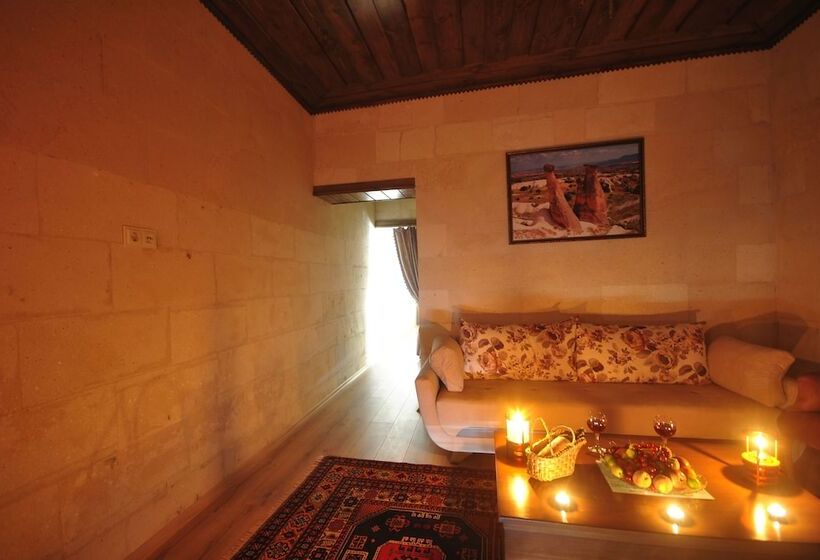 디럭스 스위트, Elvan Cave House