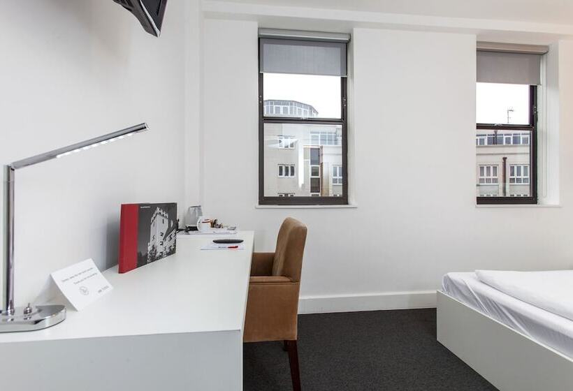 חדר אקונומי יחיד, Mk Hotel London