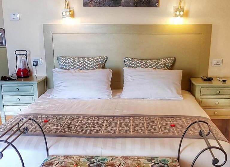 Quarto Deluxe, Yehelim Boutique