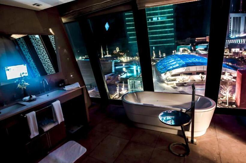 آپارتمان 2 خوابه با چشم‌انداز دریا, Apartments By Fairmont Baku Flame Towers