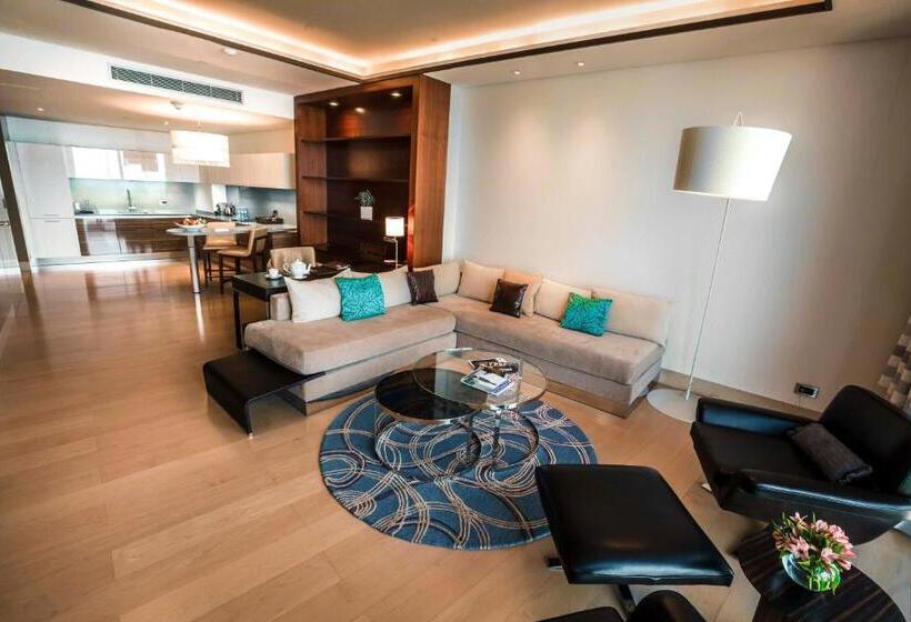 1 Bedroom Apartment City View, Apartments By Fairmont Baku Flame Towers