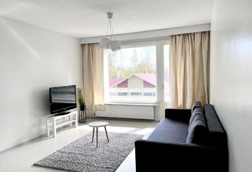 Апартаменты 1 Спальня с Балконом, Center Hostel Kaatrahovi