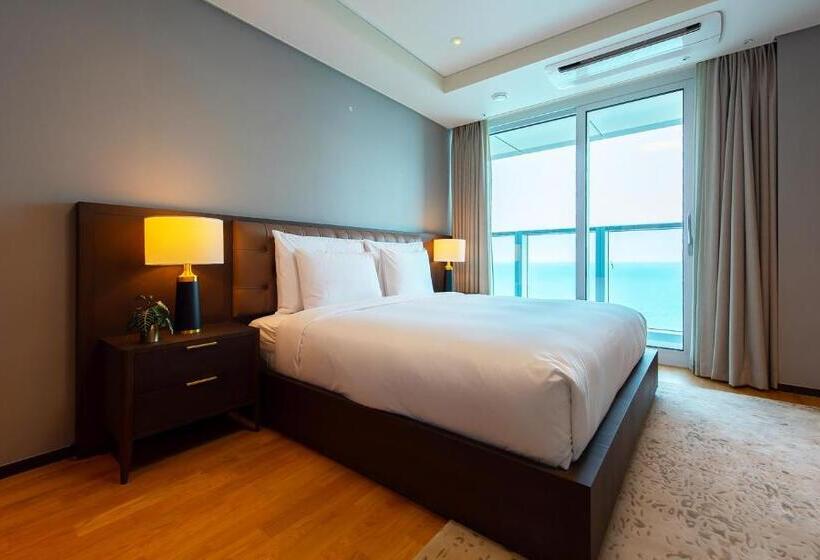 Family Suite, Lct Residence