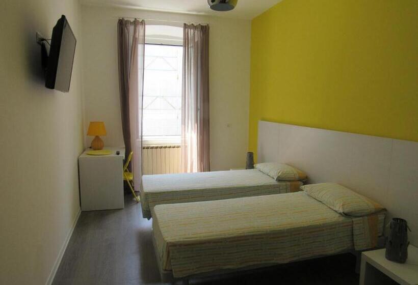 اتاق استاندارد با سرویس بهداشتی مشترک, Smart Rooms