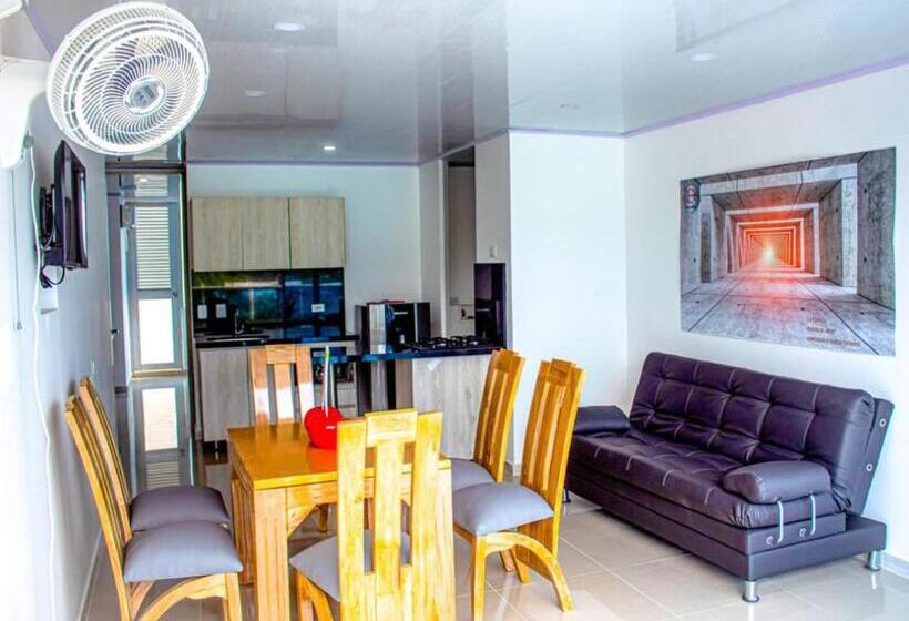 آپارتمان 1 خوابه با بالکن, Plaza Real Edificio Turístico