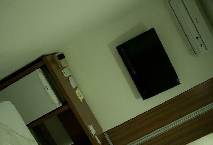 디럭스 룸, Bombonato Hotel   Fácil Acesso Ao Aeroporto E Parque De Exposições Abcz   By Up