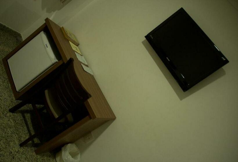 디럭스 룸, Bombonato Hotel   Fácil Acesso Ao Aeroporto E Parque De Exposições Abcz   By Up