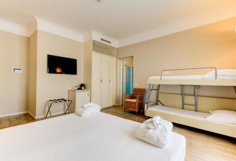 اتاق لوکس با تراس, Beyou Hotel Villa Rosa