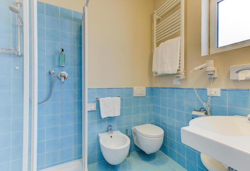اتاق لوکس با تراس, Beyou Hotel Villa Rosa