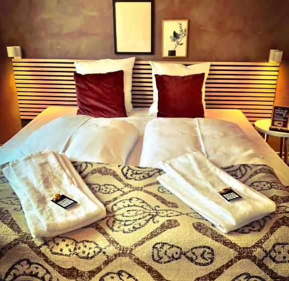 Quarto Triplo Estandar, Gammel Havn