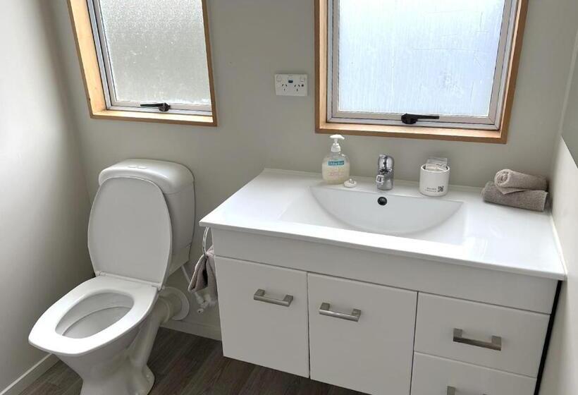Апартаменты 2 Спальни, Jade Court Motel
