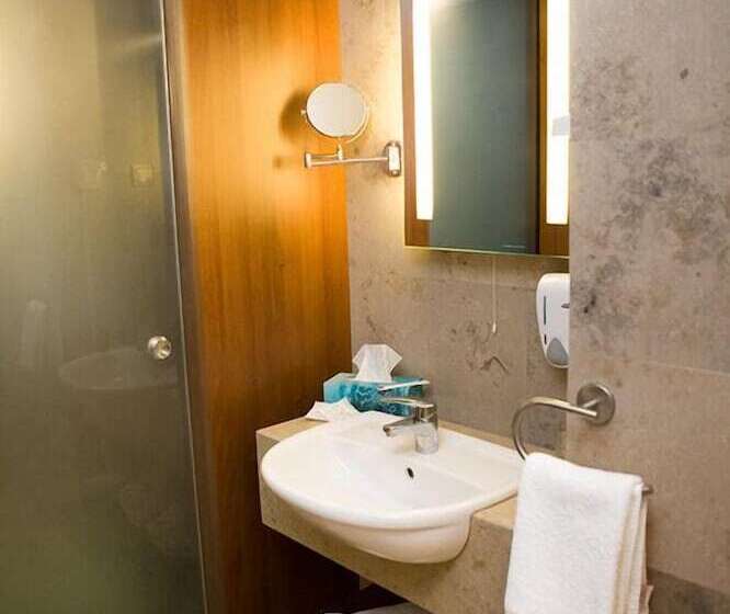 اتاق استاندارد, Zenit Wellness Hotel Balaton