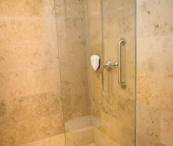 اتاق استاندارد, Zenit Wellness Hotel Balaton