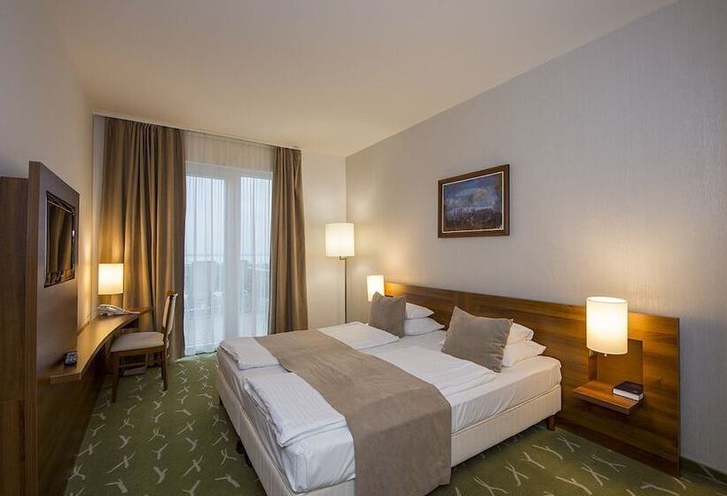اتاق استاندارد, Zenit Wellness Hotel Balaton
