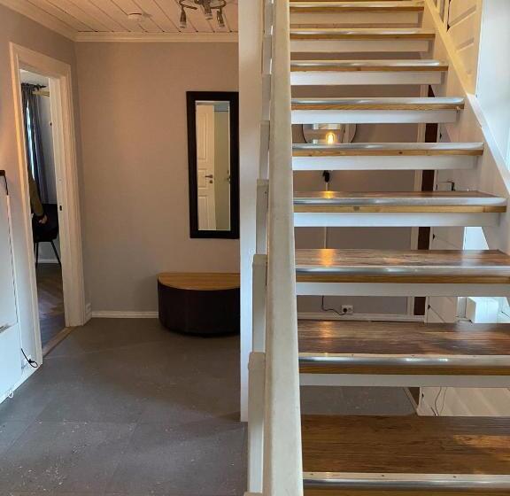 Апартаменты 4 Спальни, Enter Tromsø   Exclusive Apartments