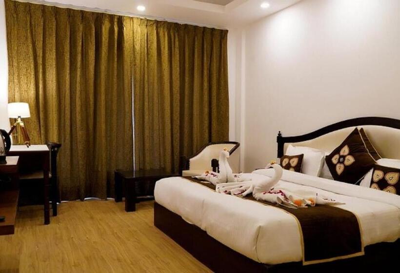 Номер Deluxe Кровать Кинг, Shivalik Hills Mussoorie