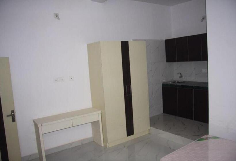اتاق سوپریور, Vajrabodhi Guest House