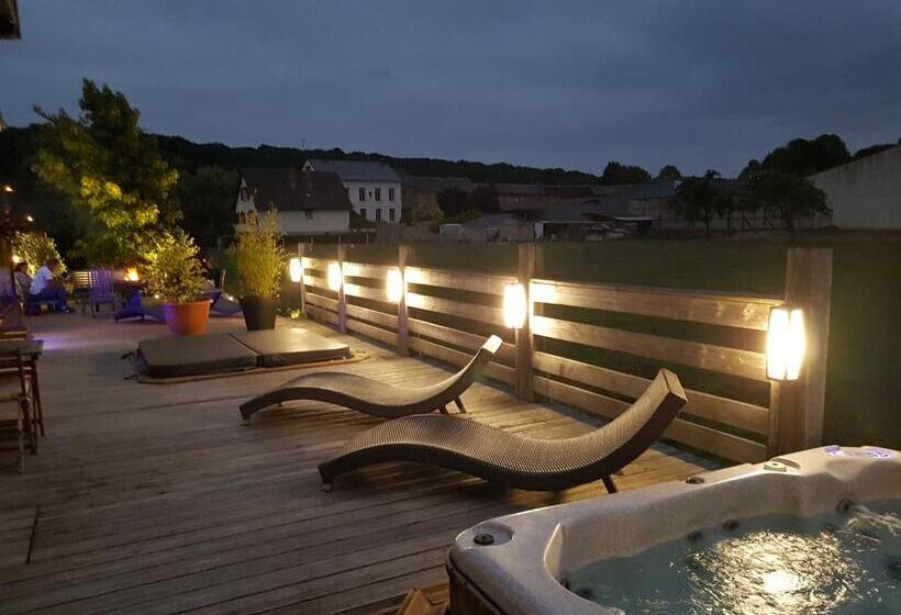 小型套房, Auberge De La Durdent