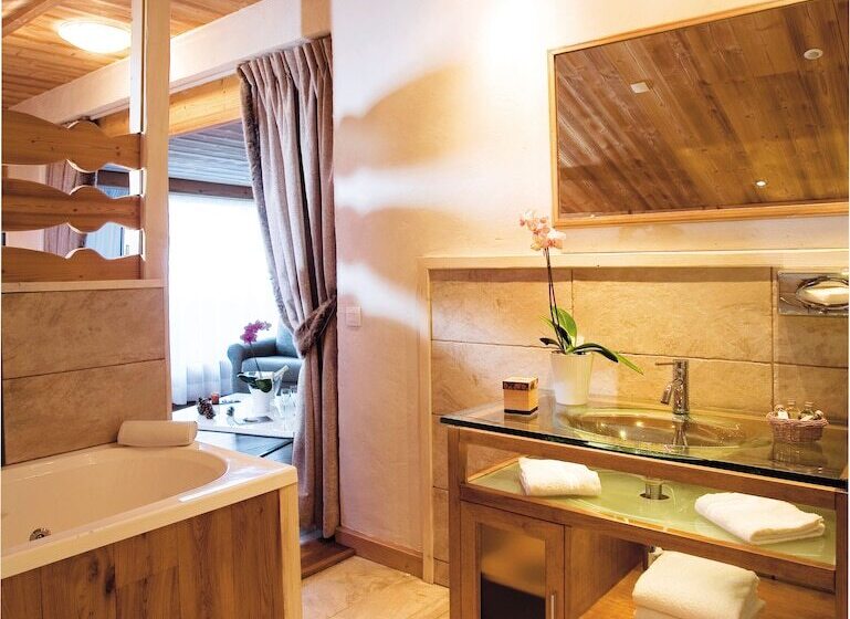 سوییت, Chalethôtel La Chemenaz, The Originals Relais